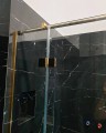 Złota kabina prysznicowa narożna z drzwiami na wymiar