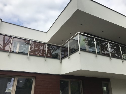 Balustrada nierdzewna słupki kwadrat ze szkłem, mocowanie do boku